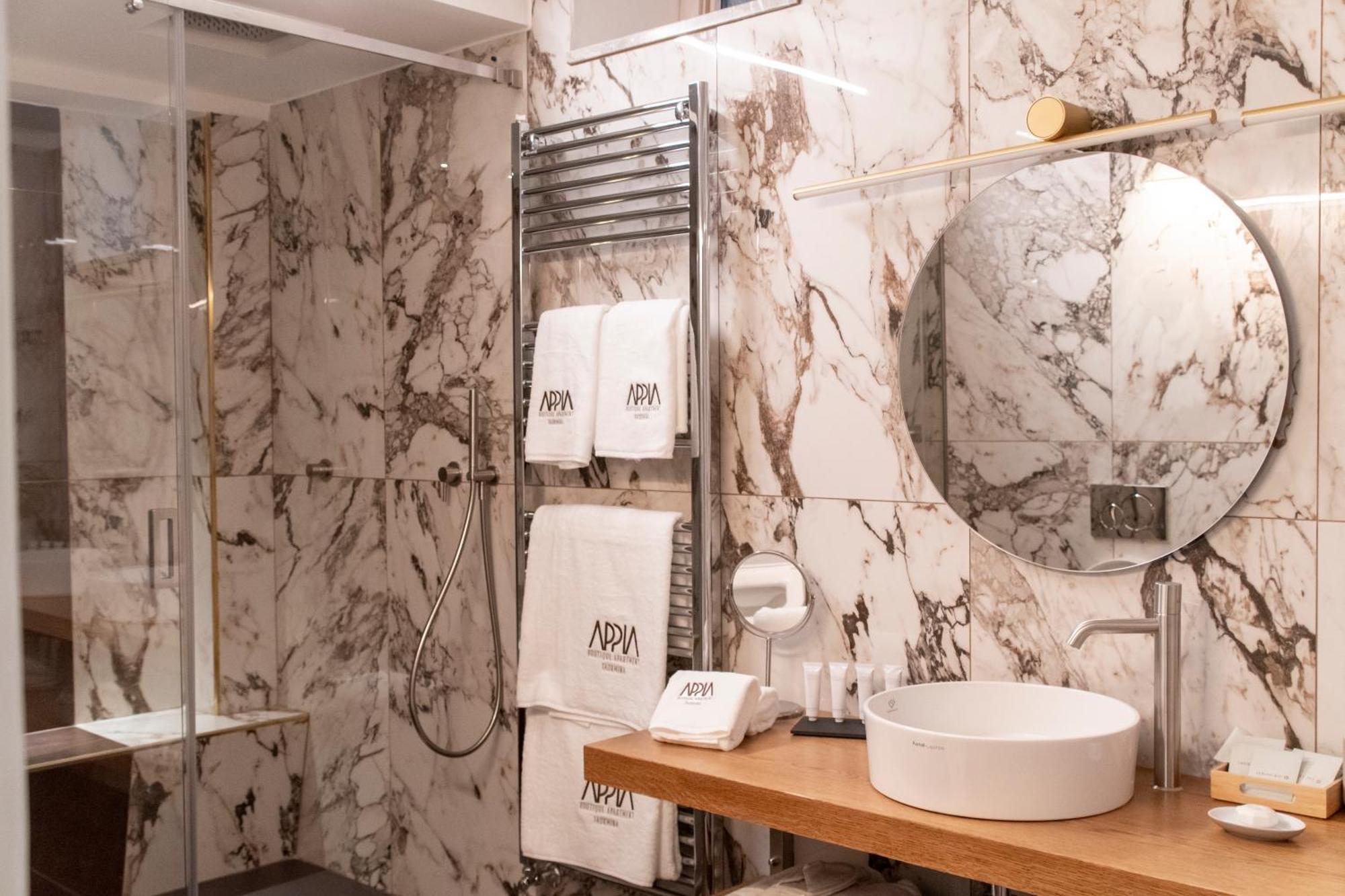 Appia Boutique Apartment Taormina Buitenkant foto